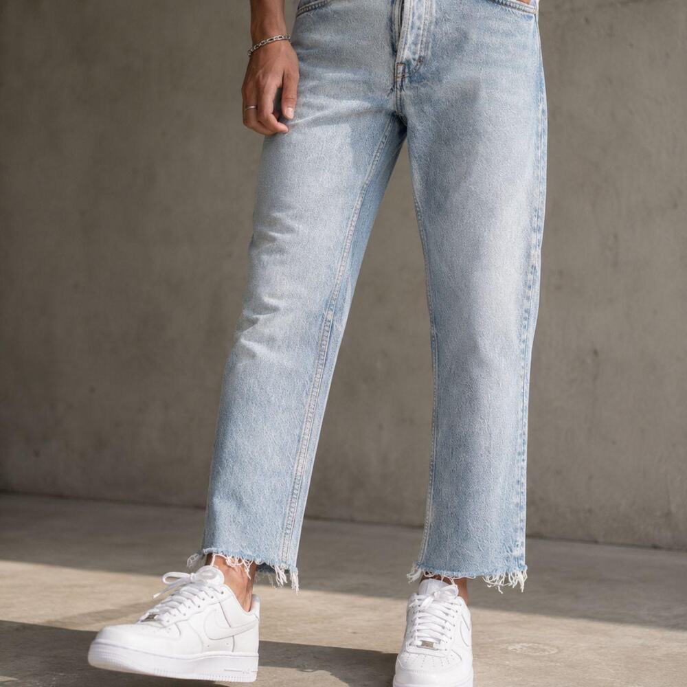 Zara denimwear light wash raw hem jeans